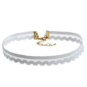 Lace choker